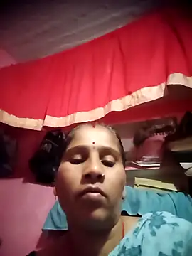 Snapshot of OliveGreen22 chatting on 11-01-25, 05:47 OliveGreen22 online show from 11-01-25, 05:47