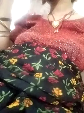 Snapshot of OliveGreen22 chatting on 10-30-25, 09:18 OliveGreen22 online show from 10-30-25, 09:18