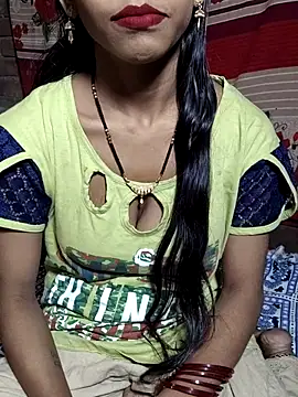 Snapshot of Itz_Aisha__ chatting on 11-10-25, 06:18 Itz Aisha online show from 11-10-25, 06:18