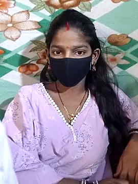Itz Aisha   online show from 06-18-26, 05:39