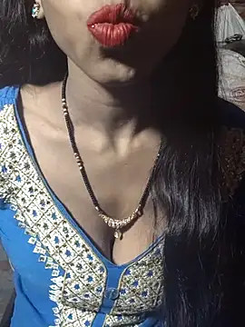 Snapshot of Itz_Aisha__ chatting on 12-17-25, 09:36 Itz Aisha online show from 12-17-25, 09:36