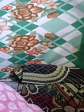 Itz Aisha   online show from 07-13-26, 06:24