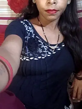 Itz Aisha   online show from 06-05-26, 06:52