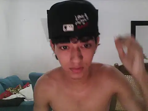 Alex king17 online show from 04-30-26, 01:29