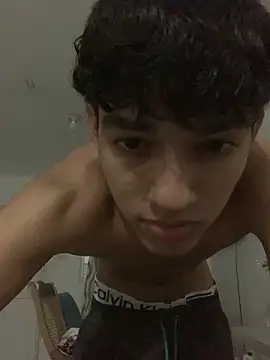 Alex king17 online show from 04-08-26, 09:00