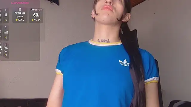 Scarlett crastrawberry online show from 11-30-25, 09:37