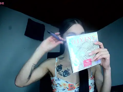 Scarlett crastrawberry online show from 03-07-26, 10:15