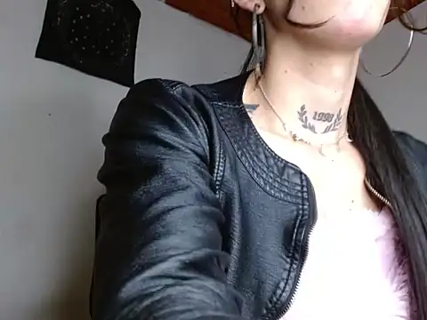 Scarlett crastrawberry online show from 04-04-26, 03:57