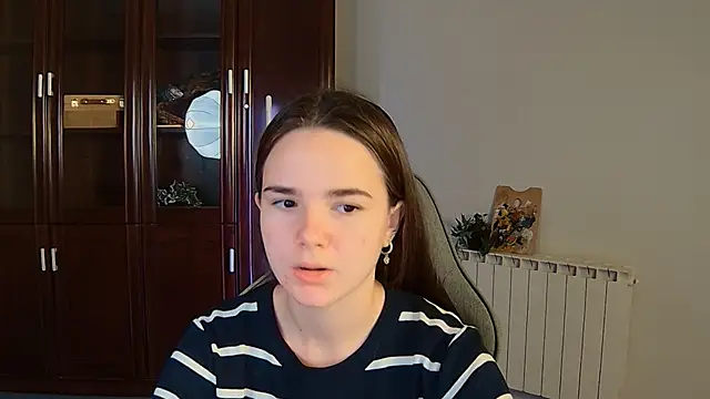 May Bloom online show from 10-22-25, 05:29