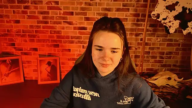 May Bloom online show from 02-24-26, 06:14