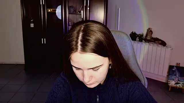 May Bloom online show from 01-07-26, 09:03