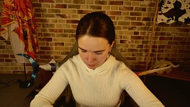 May Bloom online show from 11-12-25, 05:22