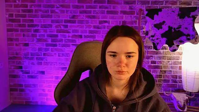 May Bloom online show from 02-17-26, 06:22