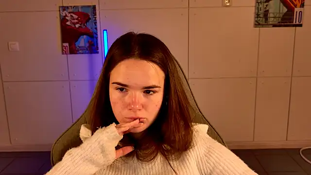 May Bloom online show from 10-27-25, 05:19