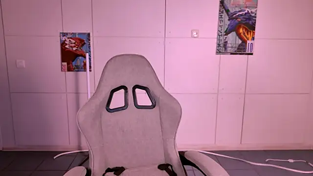 May Bloom online show from 11-27-25, 05:24