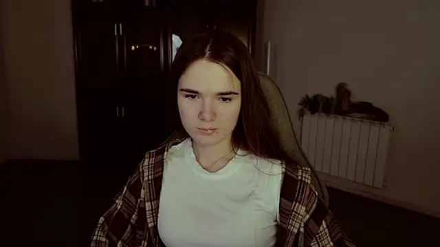 May Bloom online show from 12-04-25, 09:19