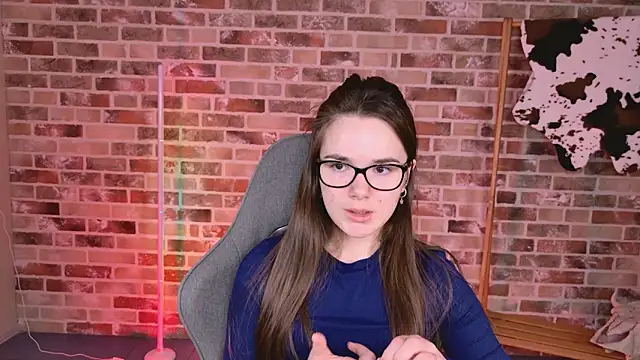 May Bloom online show from 03-06-26, 10:10