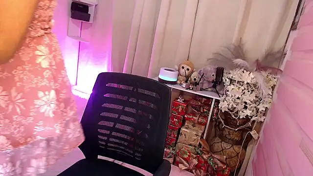 Katesy12 online show from 12-17-25, 01:54