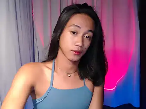 taylaxuxu online show from 04-15-26, 03:49