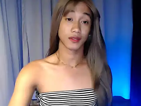 taylaxuxu online show from 03-05-26, 10:59