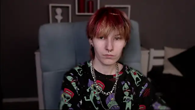 guitarandangell online show from 04-12-26, 06:22