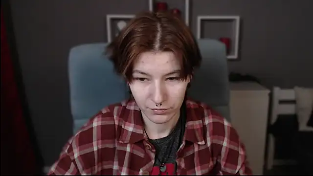 guitarandangell online show from 11-22-25, 06:45