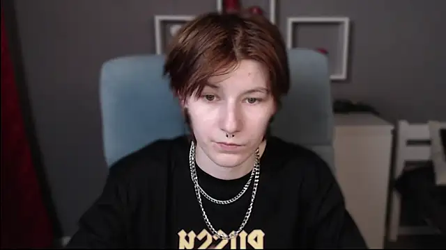 guitarandangell online show from 11-15-25, 06:50