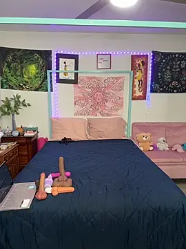 DaisyMynx online show from 12-21-25, 03:30