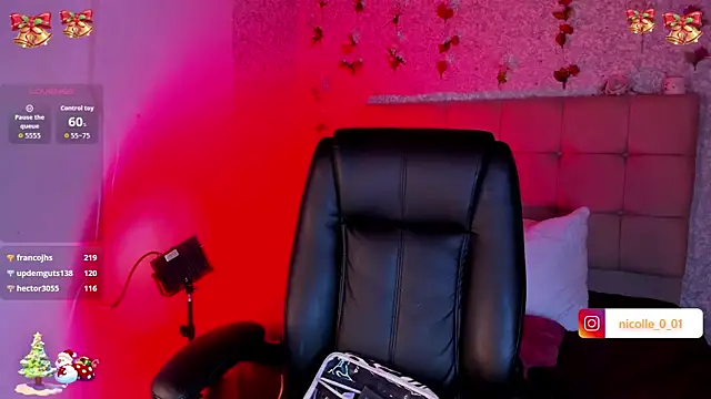 amelia ferrerx online show from 12-14-25, 08:14