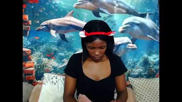 AfricanBarbiee69 online show from 05-15-26, 07:50