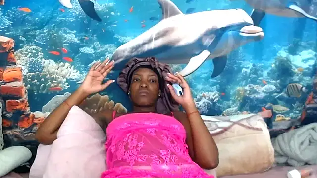 AfricanBarbiee69 online show from 06-25-26, 10:26