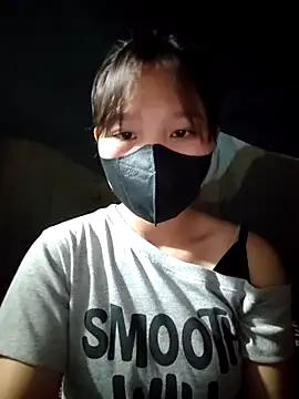 linh-miu99 online show from 12-21-25, 04:41