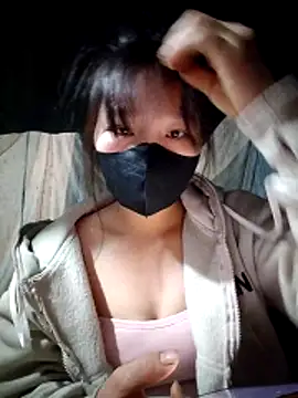 linh-miu99 online show from 01-06-26, 05:39