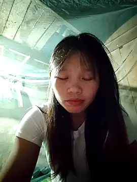 linh-miu99 online show from 11-05-25, 06:27