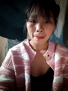 linh-miu99 online show from 11-18-25, 06:17