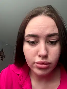 KiraSunshine online show from 12-23-25, 03:17