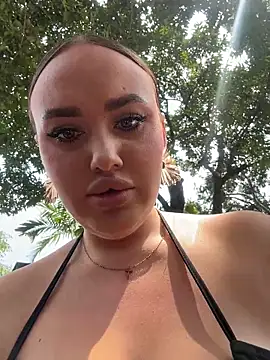 KiraSunshine online show from 02-20-26, 04:42