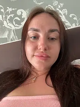 KiraSunshine online show from 03-01-26, 02:55