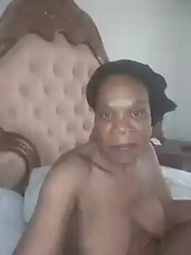 Hotcougar online show from 11-15-25, 06:06