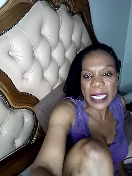 Hotcougar online show from 11-05-25, 07:17