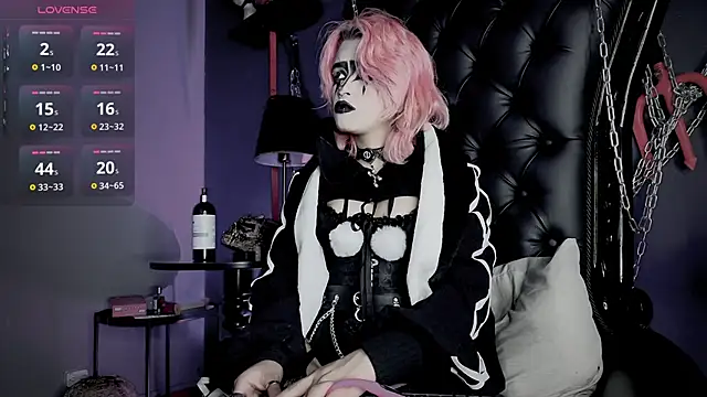 Navier   online show from 02-25-26, 09:47