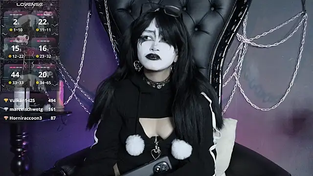 Snapshot of Navier__ chatting on 04-17-26, 03:15 Navier online show from 04-17-26, 03:15