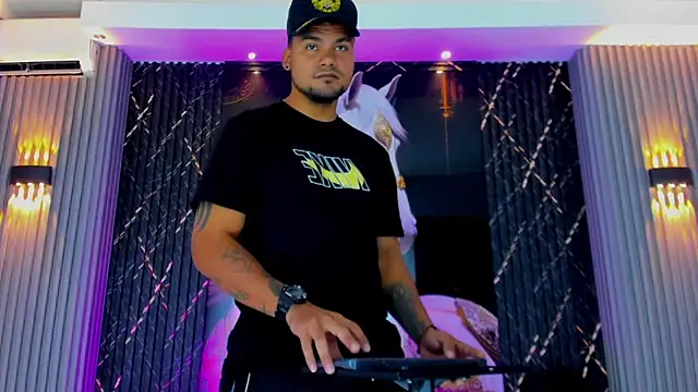 handsome boys22 online show from 01-11-26, 01:18