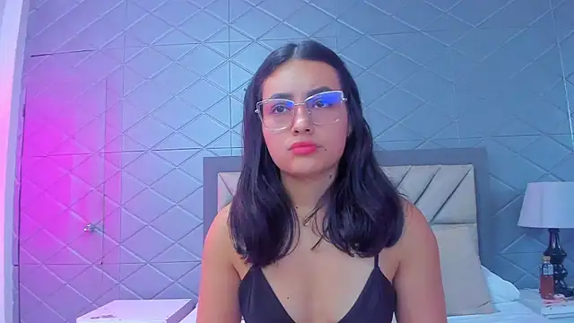 ViolettRouse online show from 02-27-26, 04:51