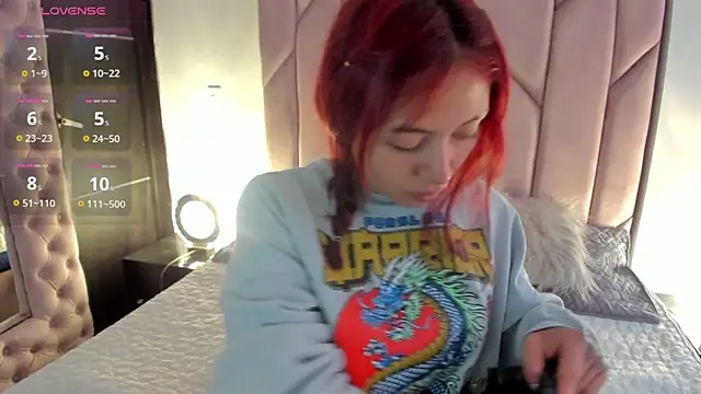 melanie roux   online show from 11-06-25, 01:26