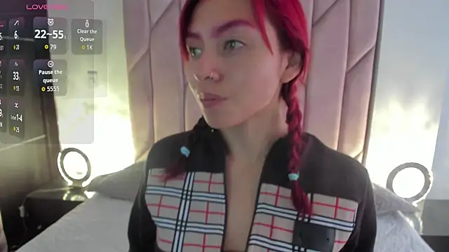 melanie roux   online show from 10-30-25, 12:03