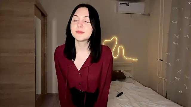 MyraLitterers online show from 03-10-26, 04:22