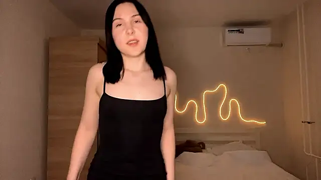 MyraLitterers online show from 03-12-26, 03:49