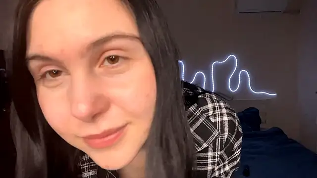 MyraLitterers online show from 04-14-26, 04:23