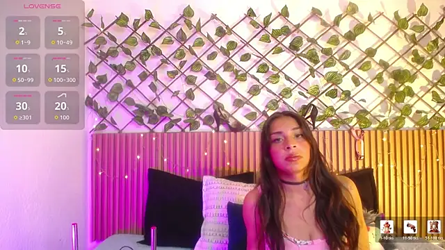 Snapshot of Lunaa_07 chatting on 05-06-26, 05:11 Lunaa 07 online show from 05-06-26, 05:11
